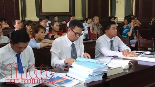 Xét xử ‘kì án’ giang hồ bến xe Miền Đông: Viện Kiểm sát vẫn giữ nguyên quan điểm truy tố đối với các bị cáo ảnh 2